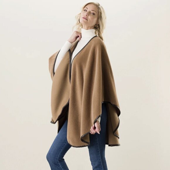 NEW Sofia Cashmere Arequipa Alpaca Cape OS Camel Baby Alpaca Wool Leather Trim - Picture 3 of 12